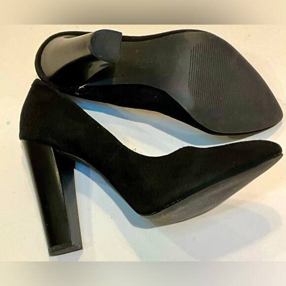 BCBG SUEDE BLOCK HEEL HIGH HEELS- SIZE 10 4INCH. - Picture 4 of 6